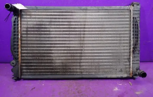 Audi A6 S6 C5 4B Coolant radiator 