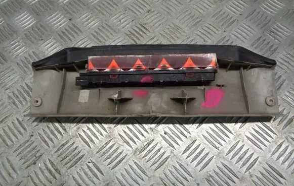 Ford Mondeo Mk III Third/center stoplight