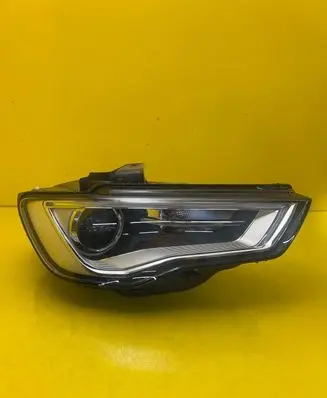 Audi A3 S3 8V Headlight/headlamp 8V0941006