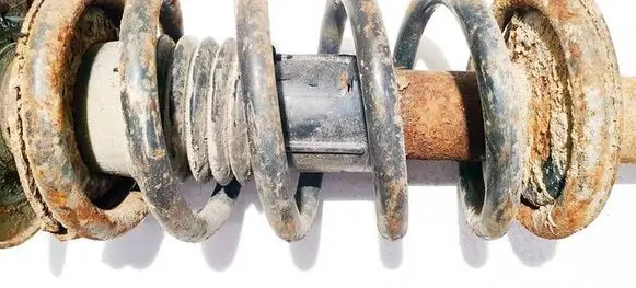 Renault Trafic I Front coil spring