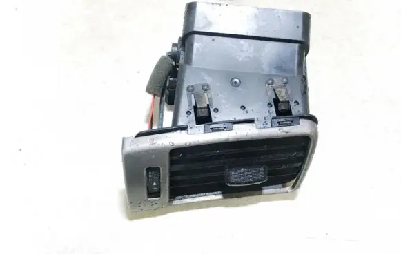 Audi A6 S6 C5 4B Dash center air vent grill 4b1820901