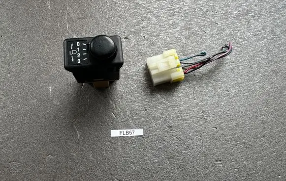 Nissan Patrol Y61 Other switches/knobs/shifts 2519036R60