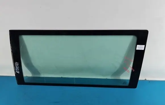 Mercedes-Benz Vito Viano W638 Rear door window glass IMPRK1584584