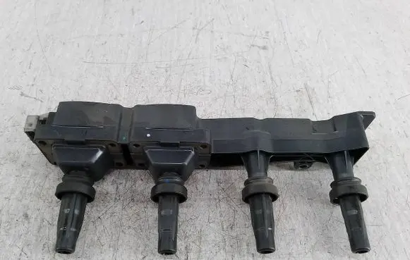High voltage ignition coil