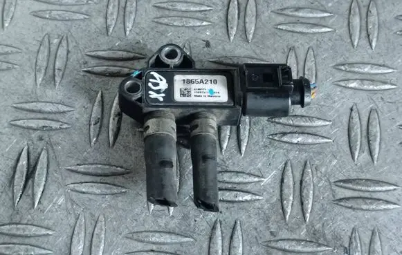Mitsubishi ASX Exhaust gas pressure sensor 1865A210 15997317 41MPP1
