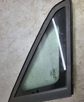 Ford C-MAX I Rear vent window glass 43R001057