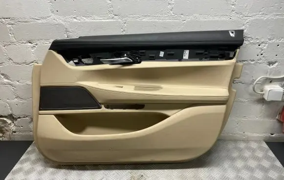 BMW 7 G11 G12 Front door card panel trim