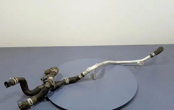 Chrysler Pacifica Engine coolant pipe/hose