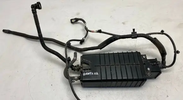Toyota Sienna XL40 IV Active carbon filter fuel vapour canister 777400E140