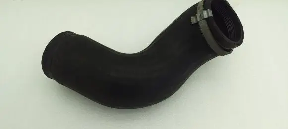 Volvo XC60 Intercooler hose/pipe