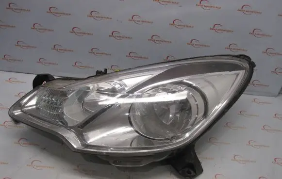 Citroen DS3 Headlight/headlamp 9673814980