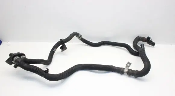 Infiniti Q50 Engine coolant pipe/hose
