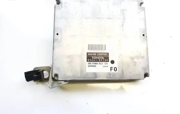 Toyota Corolla Verso AR10 Engine control unit/module 896610f100 89661-0f100