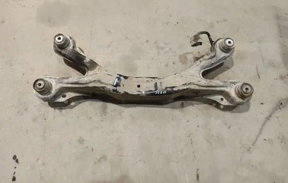 Saab 9-5 Rear subframe 