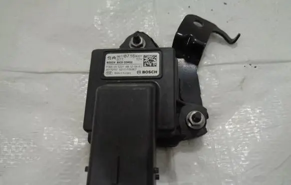 Peugeot 308 Start/Stop control module 9677871680