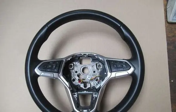 Volkswagen Golf VII Steering wheel 