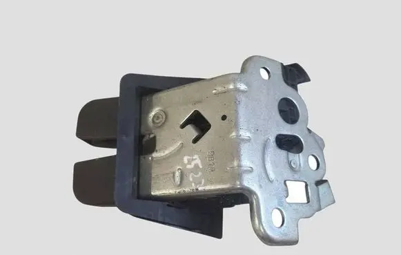 Audi A4 S4 B8 8K Tailgate/trunk/boot lock/catch/latch