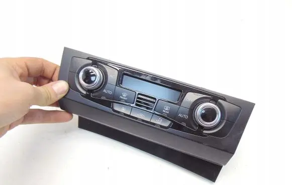 Audi A5 8T 8F Climate control unit 8K2820043AH