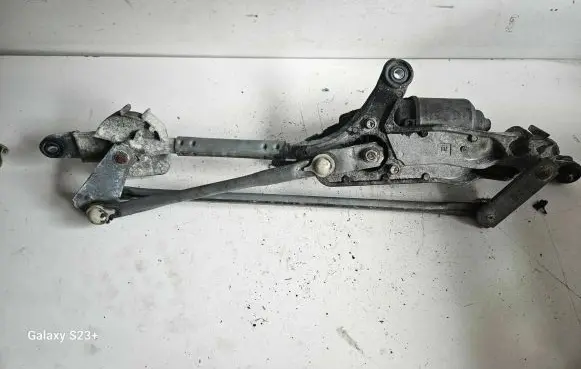Opel Insignia A Front wiper linkage and motor 13227392 1690601414 V159080