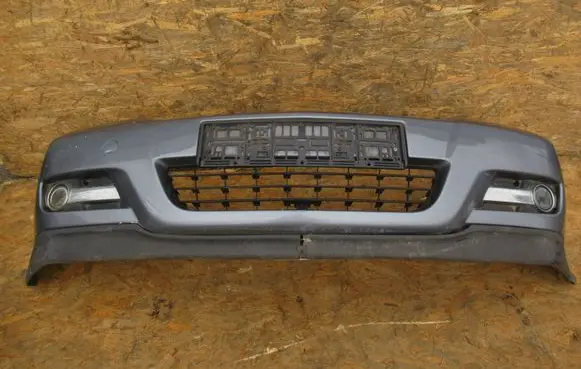 Opel Vectra C Front bumper 13100583