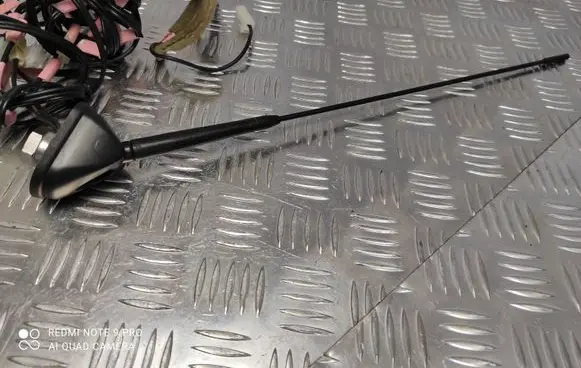 Mitsubishi Outlander Radio antenna 