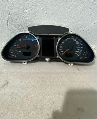 Audi Q7 4L Speedometer (instrument cluster) 4L0920930T 4F0910930C 503001726801