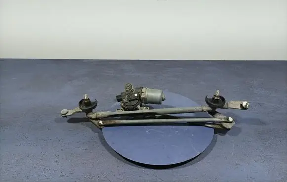 Opel Insignia A Front wiper linkage and motor 