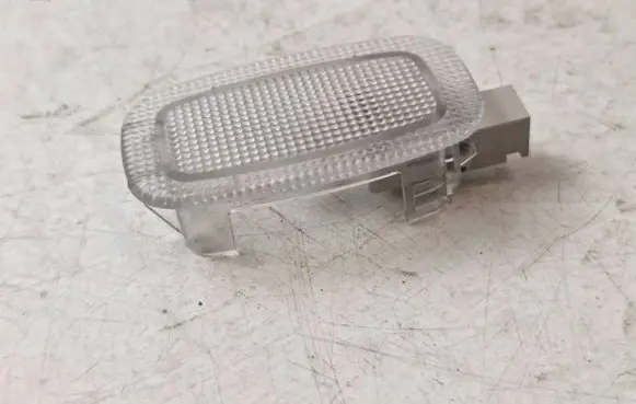 Mercedes-Benz E W212 Front seat light A2218250382 A0005402066 1058270882