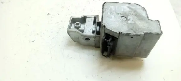 Mercedes-Benz Sprinter W901 W902 W903 W904 Steering wheel lock 