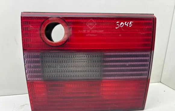 Volkswagen PASSAT B4 Tailgate rear/tail lights 394108