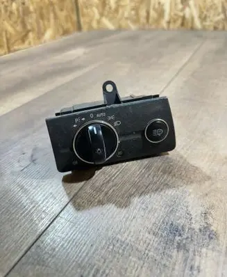 Mercedes-Benz E W211 Light switch 2115450104 04056000 047241Q0