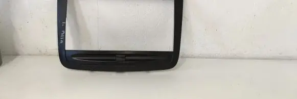 Mercedes-Benz Vito Viano W639 Radio/GPS head unit trim A6396891639 6396891639
