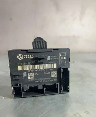 Audi Q5 SQ5 Door control unit/module 8K0959793N 11C0700095