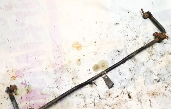Chrysler Sebring (JS) Front anti-roll bar/sway bar