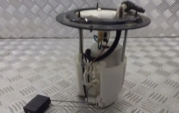 Mazda 5 Mechanical fuel pump 101962-0391