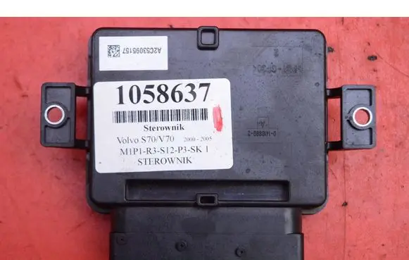 Volvo V70 Engine control unit/module ECU 30773933