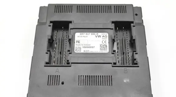 Skoda Fabia Mk2 (5J) Comfort/convenience module 6R7937086K