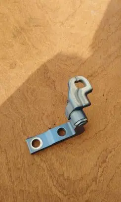 Volvo V40 Front door lower hinge A046572