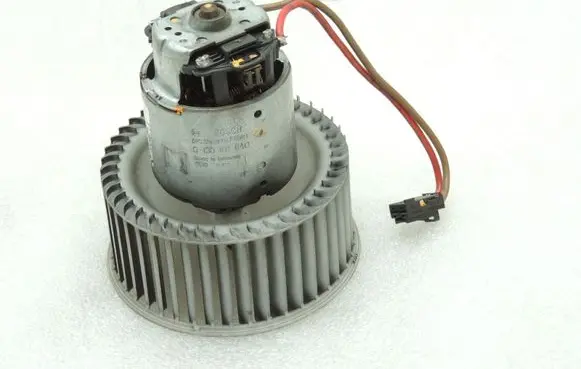 Mercedes-Benz E W212 Heater fan/blower A2128200708 0130101640