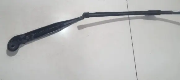 Mercedes-Benz A W168 Front wiper blade arm