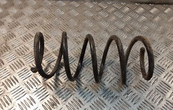 Toyota Corolla E120 E130 Front coil spring