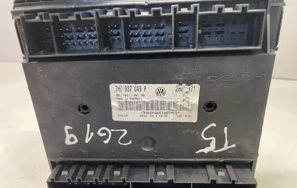 Volkswagen Transporter - Caravelle T5 Comfort/convenience module 7H0937049P