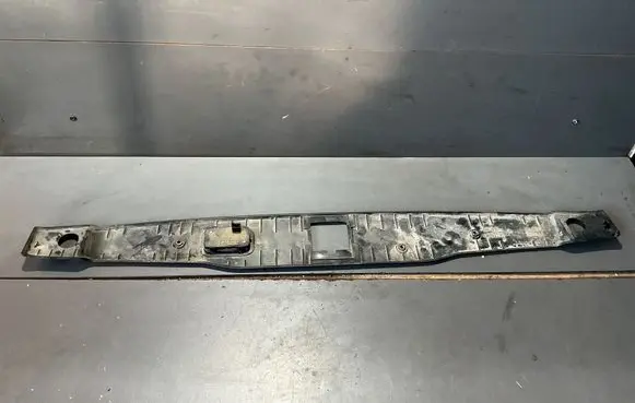 Mercedes-Benz S W220 Trunk/boot sill cover protection A2207500493