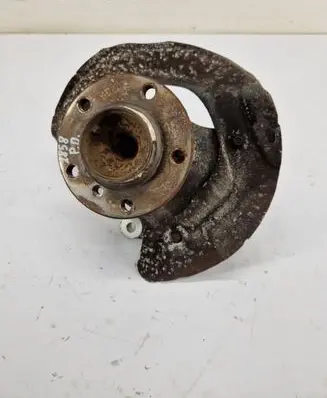 BMW 1 F20 F21 Front wheel hub 6792286