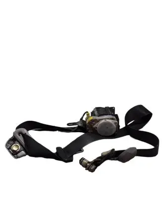 Mitsubishi Pajero Front seatbelt N1684