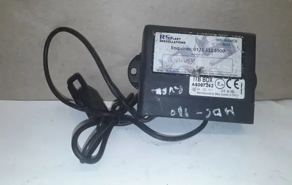 Volkswagen PASSAT B5.5 Other control units/modules 01213325900 A6007262