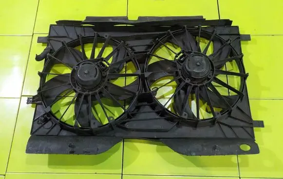 Dodge Caliber Fan set 1115107VE 52T