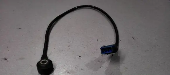 Audi A6 S6 C5 4B Detonation knock sensor 054905377G 5WM1512