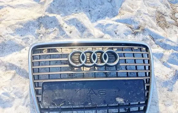 Audi A6 S6 C6 4F Front grill 4f0853651aq