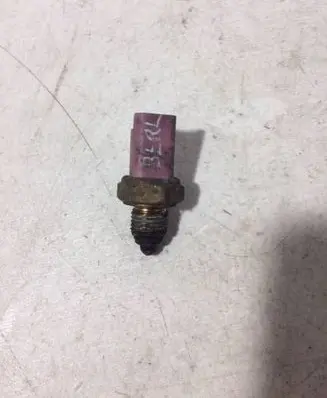 Peugeot 206 Reversing light switch sensor MA100
